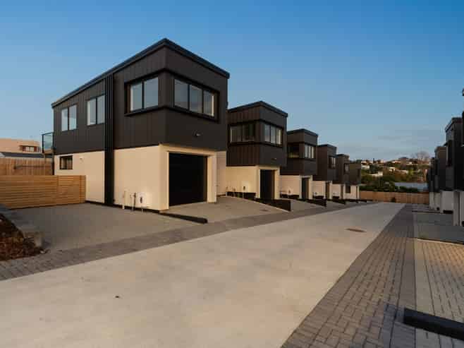 937F Whangaparaoa Road, Whangaparaoa