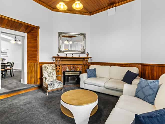32 Milton Road, Bluff Hill