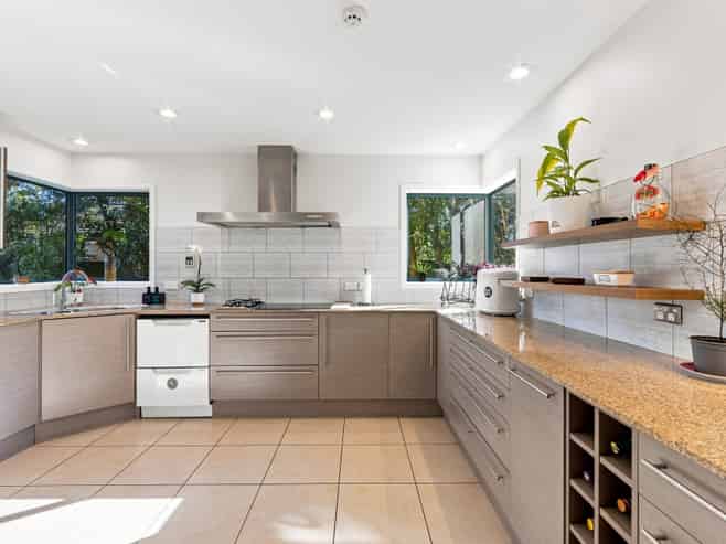 18 Belgrove Place, Parklands