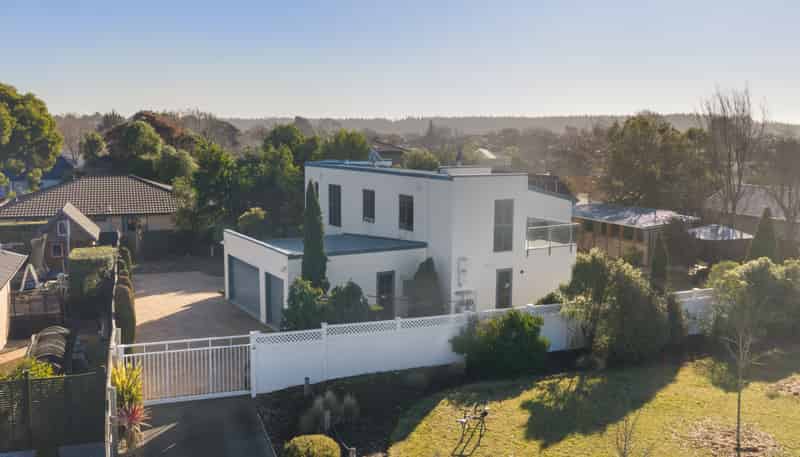 18 Belgrove Place, Parklands
