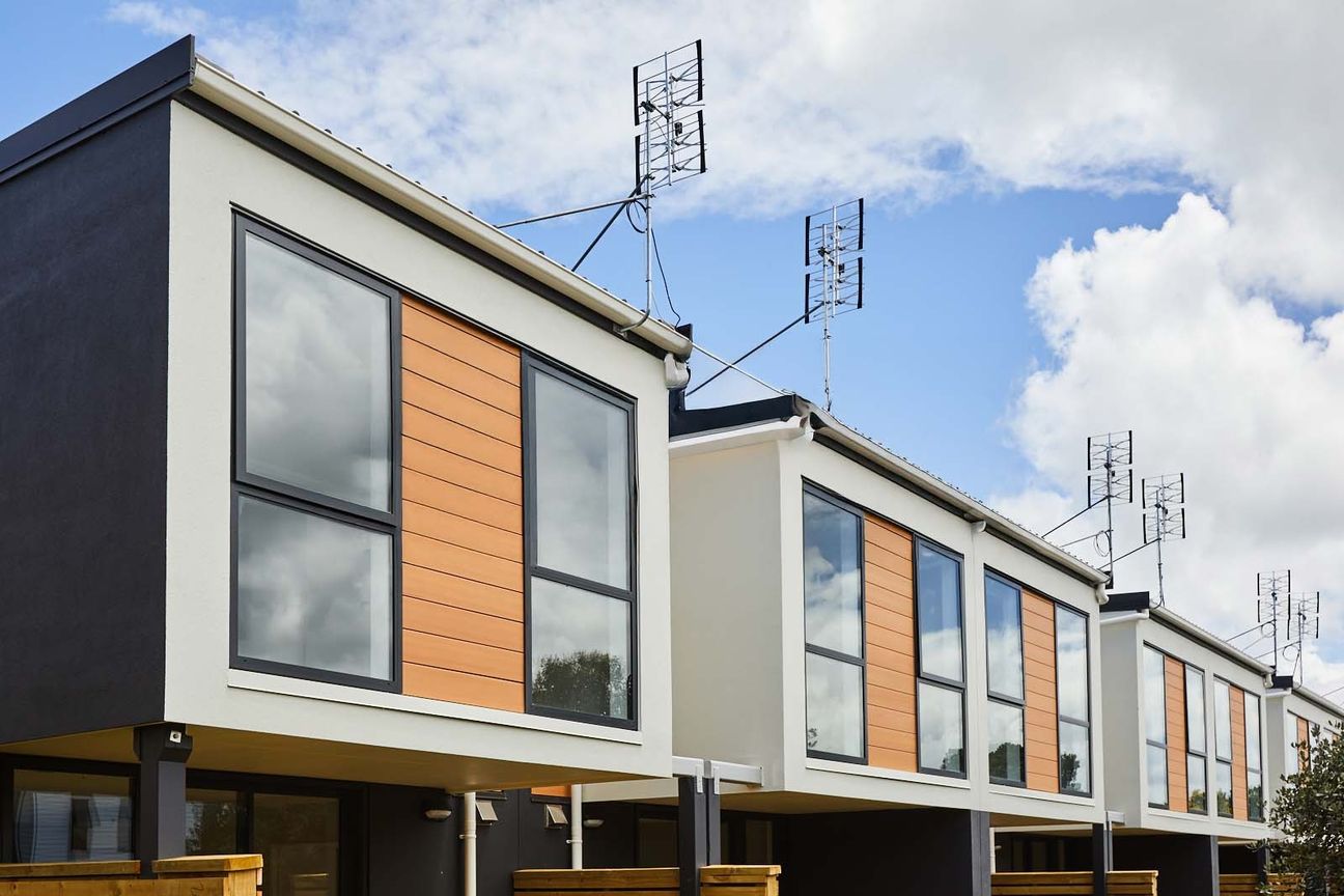 Modern TWO-Bedroom Townhouse in Prime Location - Altro