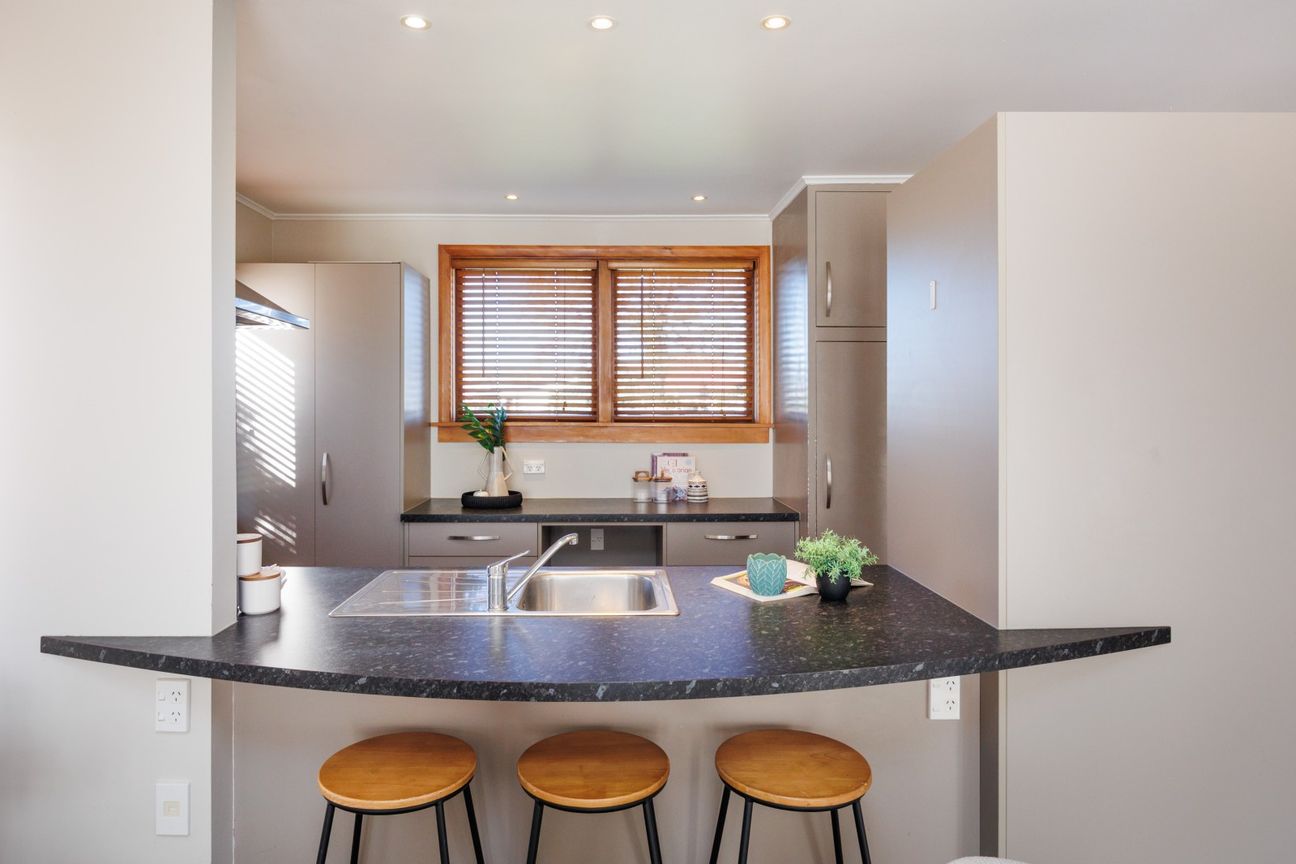 Tidy, Modern & Ready to Move In - Aanzicht 6