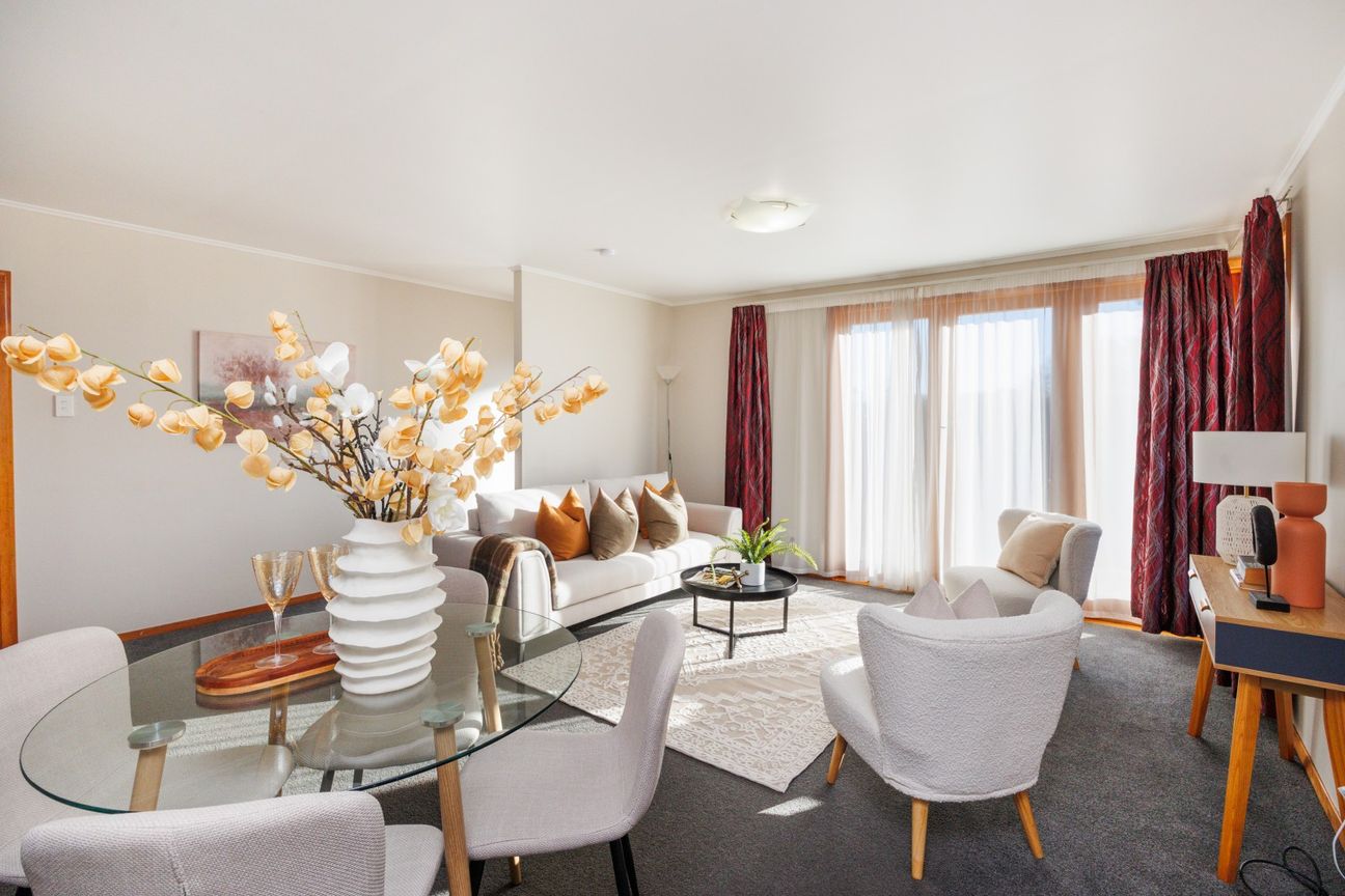 Tidy, Modern & Ready to Move In - Aanzicht 3