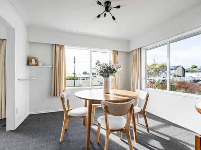 54 Wairau Road, Oakura