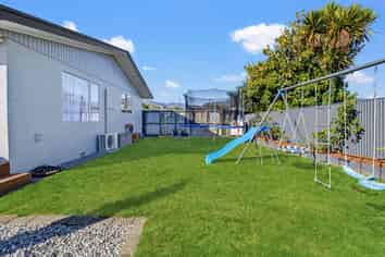 2/127 Parkers Road, Tahunanui