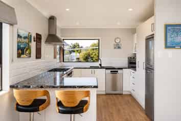 77 Avondale Road, Taradale