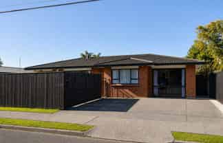77 Avondale Road, Taradale