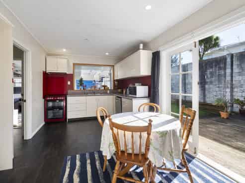84 Lethbridge Street, Feilding