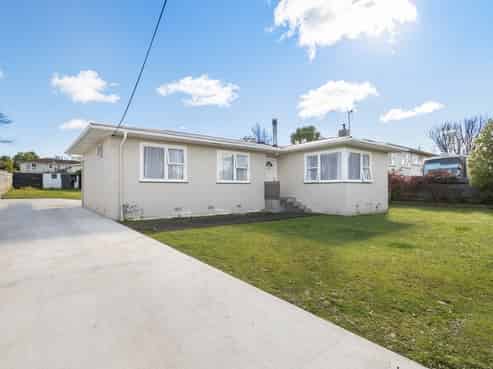 84 Lethbridge Street, Feilding