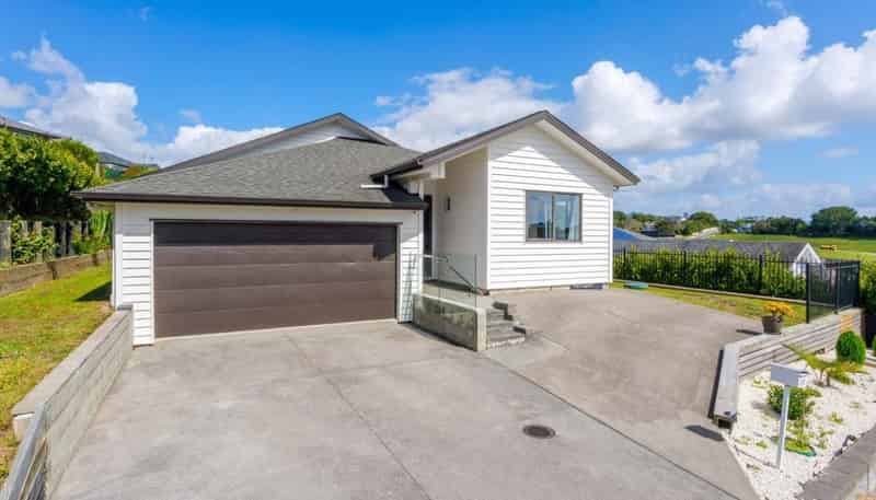 33 Woodridge Drive, Whangaparaoa