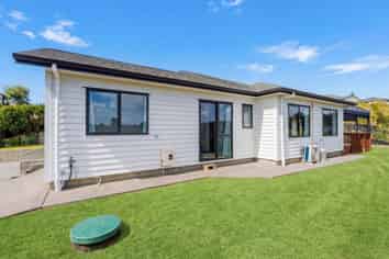 33 Woodridge Drive, Whangaparaoa