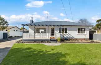 9 Hill Crescent, Papakura