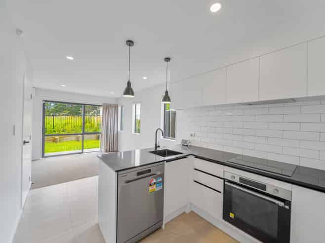 7 Mataara Lane, Manurewa