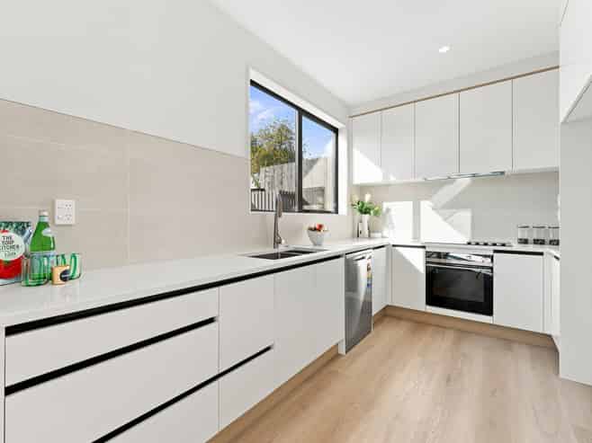 12A Roseberry Avenue, Birkenhead