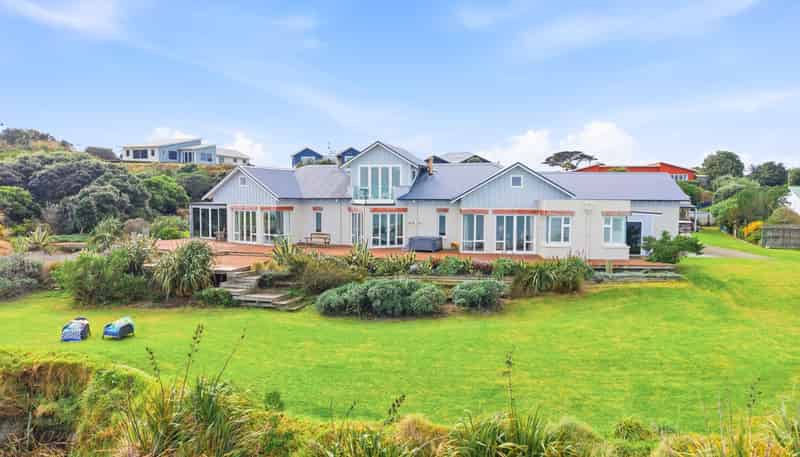 37 Longbeach Drive, Castlecliff