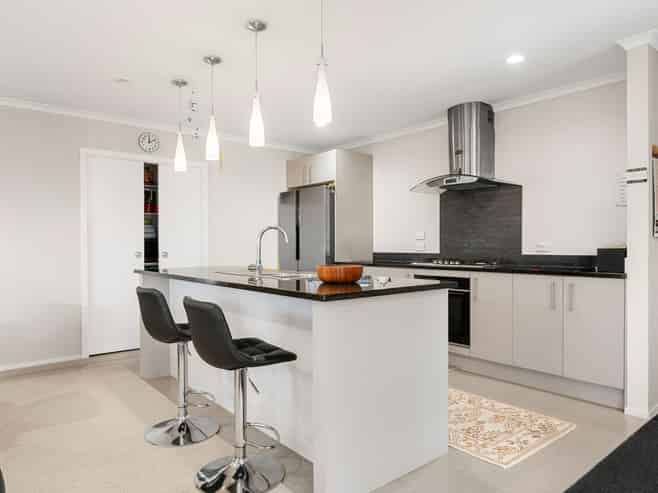9A + 9B Foxbury Court, Rototuna North