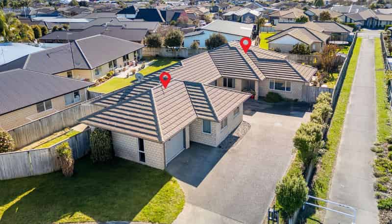 9A + 9B Foxbury Court, Rototuna North