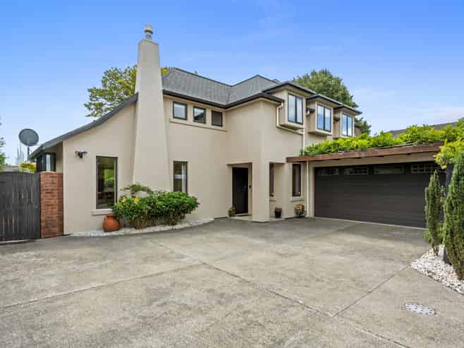 177 Blighs Road, Strowan