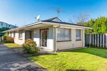 2/826 Manukau Road, Royal Oak