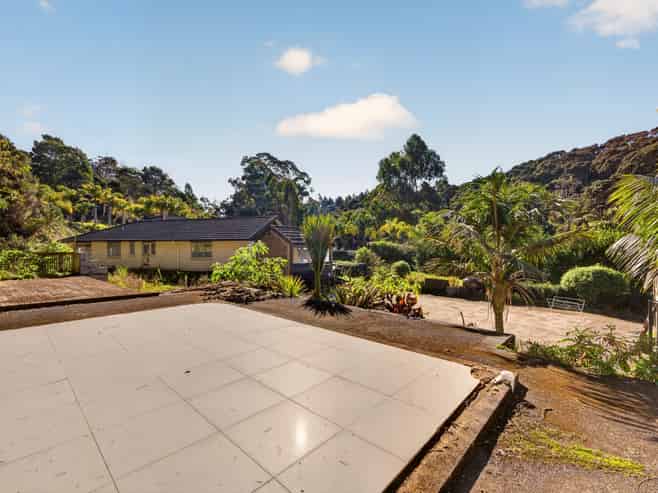 12 Stevensons Crescent, Albany Heights