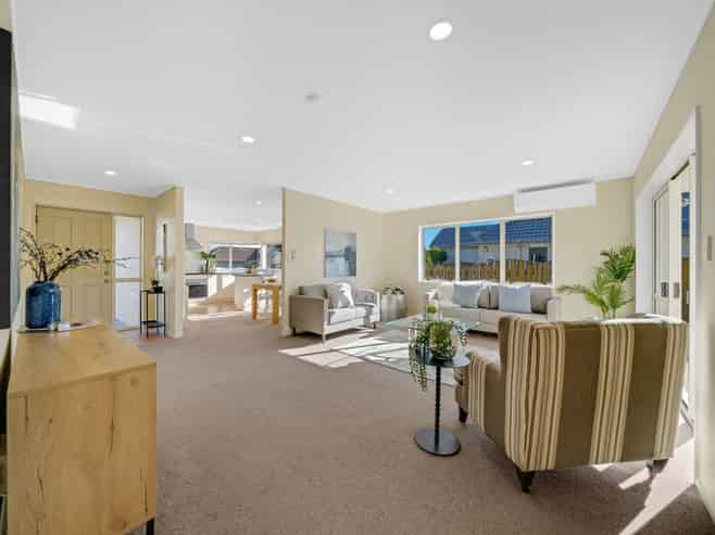 1/15 Tolben Place, Golflands