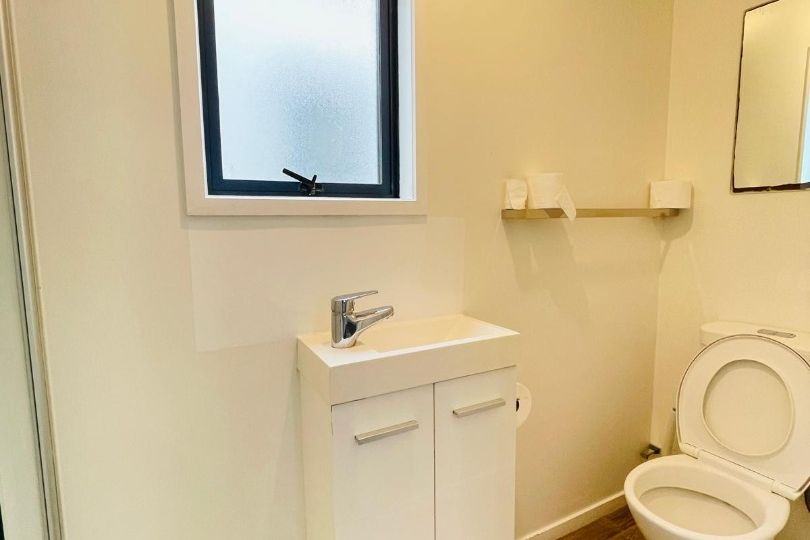 Versatile Sleepout – 2 Bedrooms + Kitchenette & Bathroom - Vista 6