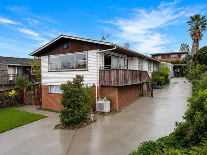 20 Megan Avenue/20 Megan Avenue, Pakuranga Heights