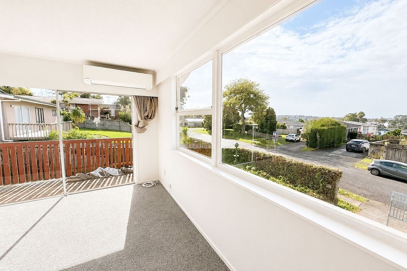 Newly Renovated 4BR Family Home | Move-In Ready - Aanzicht 3