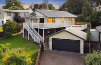 12 Flamingo Court, Goodwood Heights