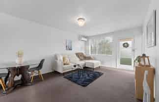4/40 Leinster Road, Merivale