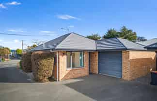 1/42 Sawyers Arms Road, Papanui