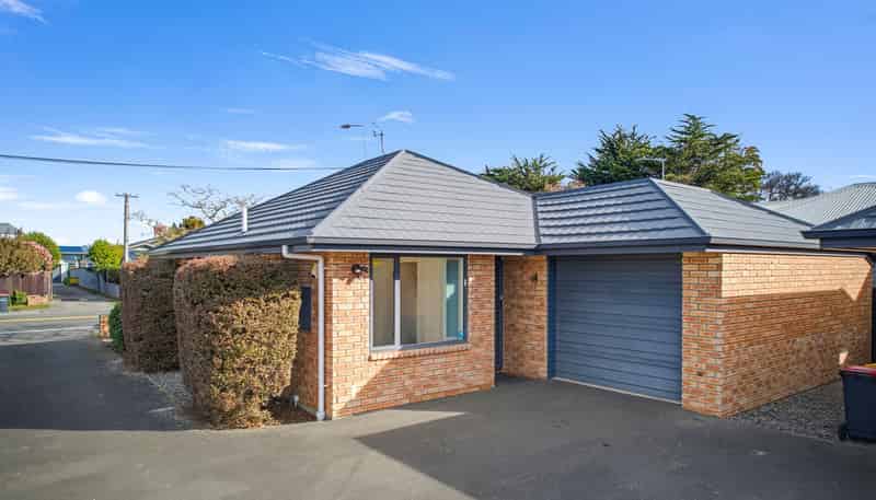 1/42 Sawyers Arms Road, Papanui