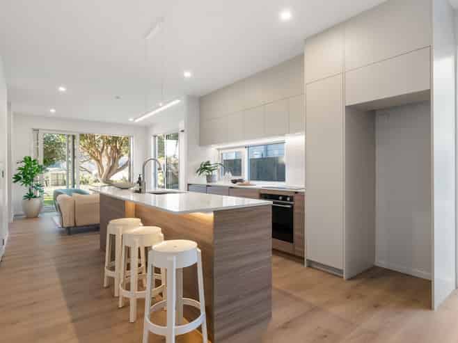 15A Puriri Street, Eastbourne
