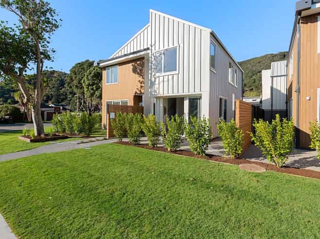 17B Puriri Street, Eastbourne