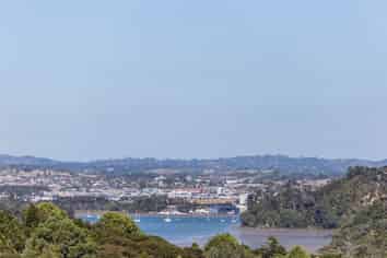 2/20 Bayview Road, Bayview