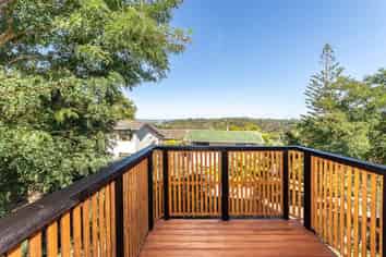 2/20 Bayview Road, Bayview