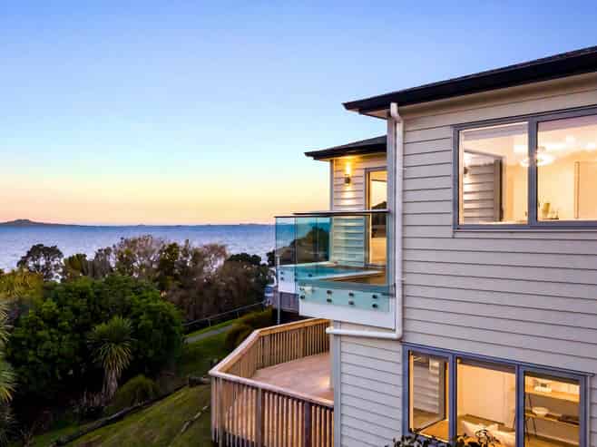 1053b Whangaparaoa Road, Tindalls Beach