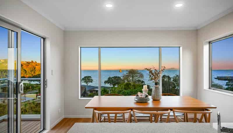 1053b Whangaparaoa Road, Tindalls Beach