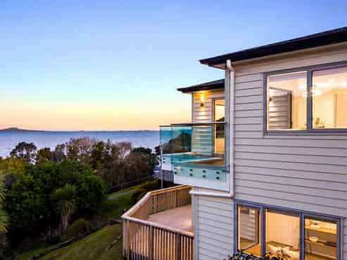 1053b Whangaparaoa Road, Tindalls Beach