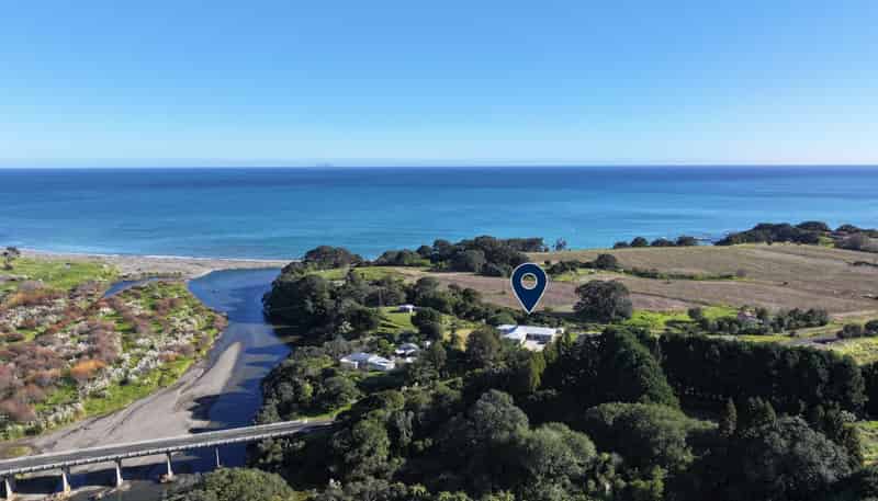 7275B State Highway 35, Te Kaha
