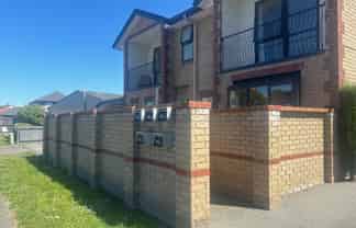 16A George Street, Riccarton