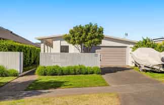 123 Coast Boulevard, Papamoa