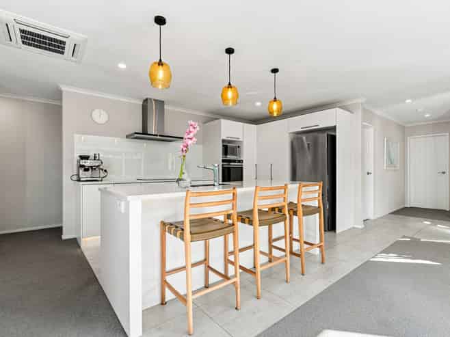 123 Coast Boulevard, Papamoa