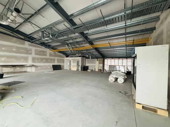 Lincoln Retail or Hospitality Opportunity