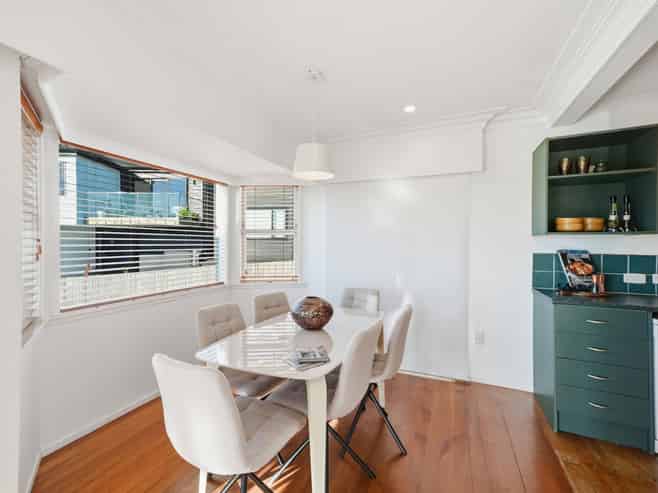 1/4 Firth Road, Torbay