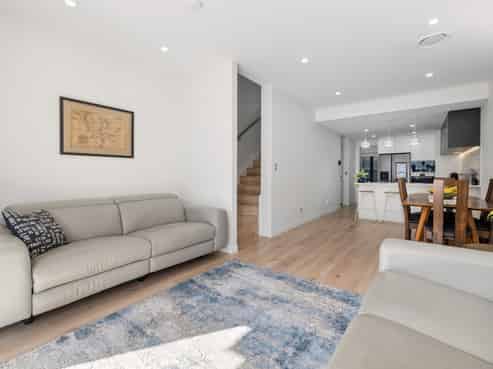 10B Windlass Street, Long Bay