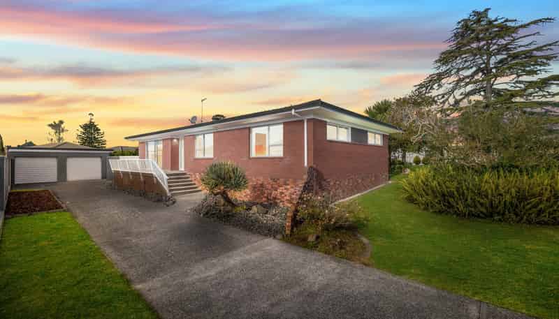 6 Raewyn Place, Pakuranga