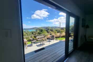 64 Burrell Road, Oneroa