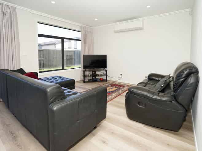 501 Webb Drive, Chartwell