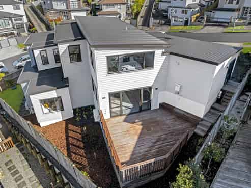 12 Golden Morning Drive, Albany